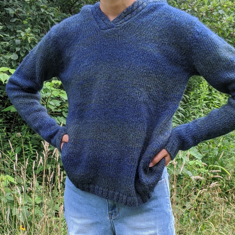 Columbia Pullover V-neck Sweater